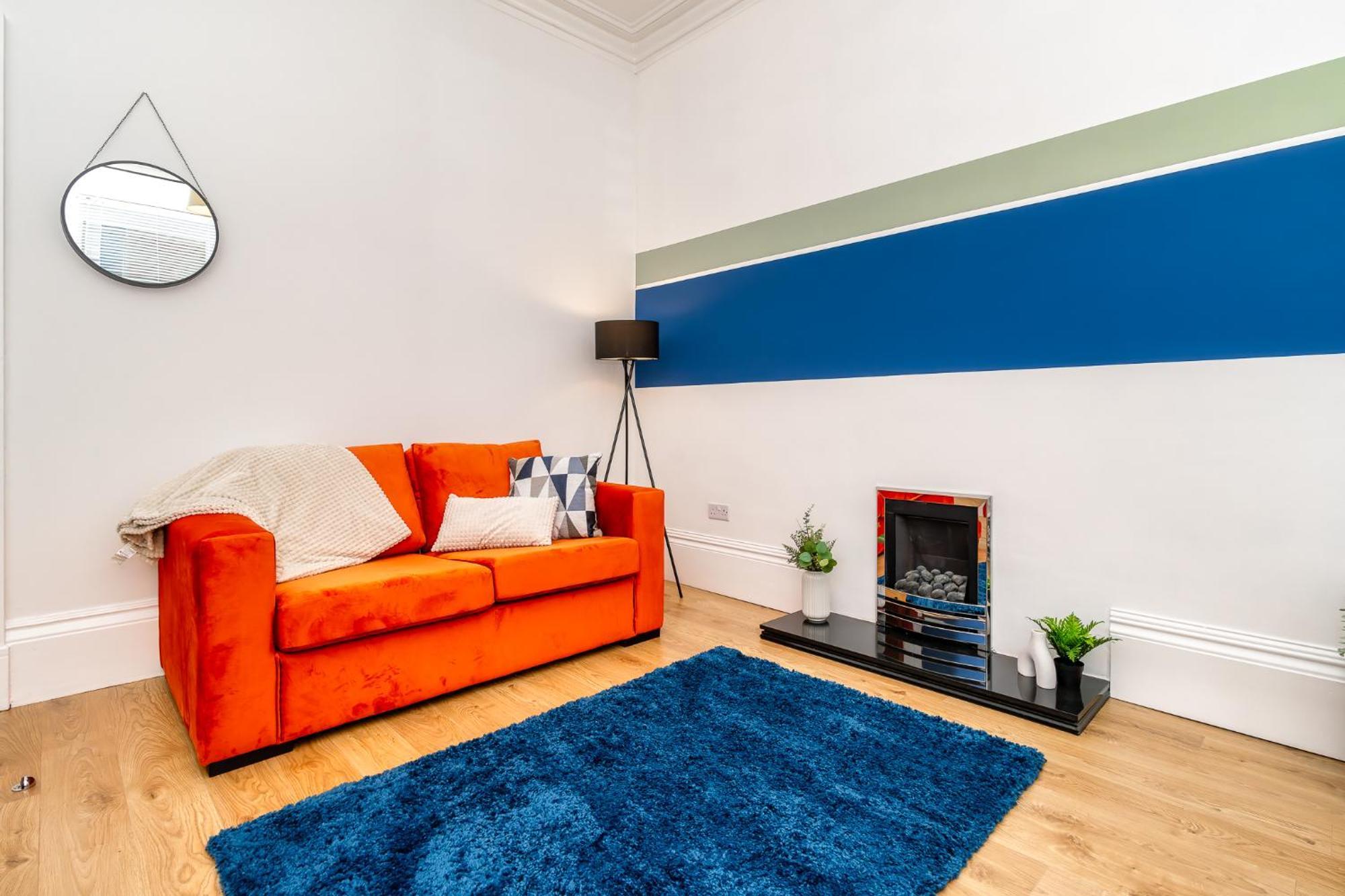 Cosy Retreat - Charming 2-Bed Apartment Greenock Exterior photo